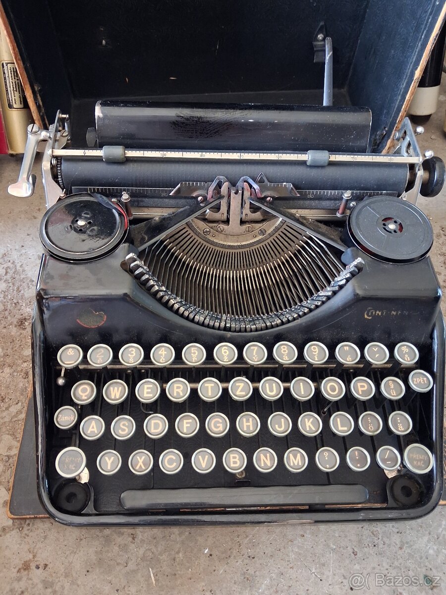 Prodám psací stroj - 2