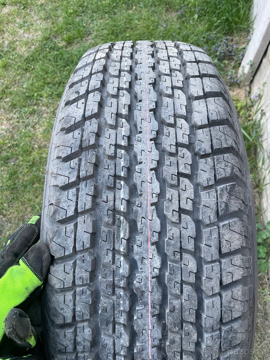 Bridgestone Dueller 255/65 R17 - 2