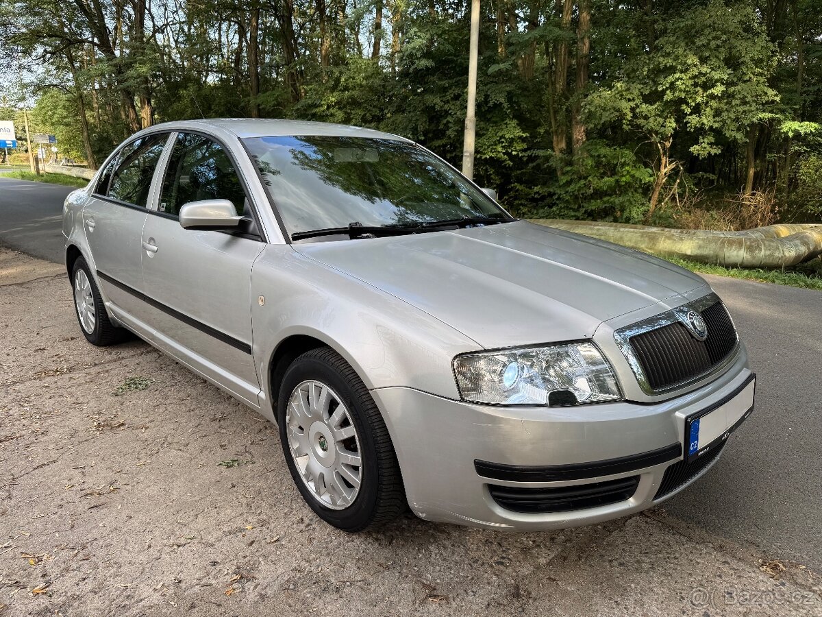 Škoda Superb 1.9 TDI 96 kW Elegance - 2