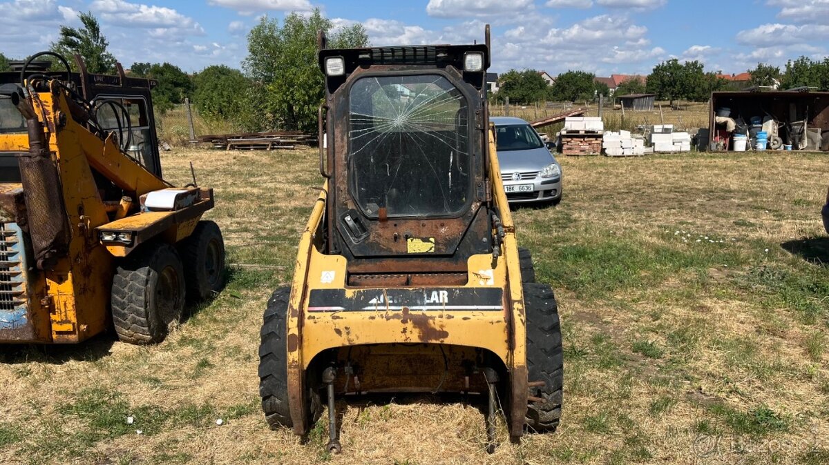 CATERPILLAR 226 4X4 - 2