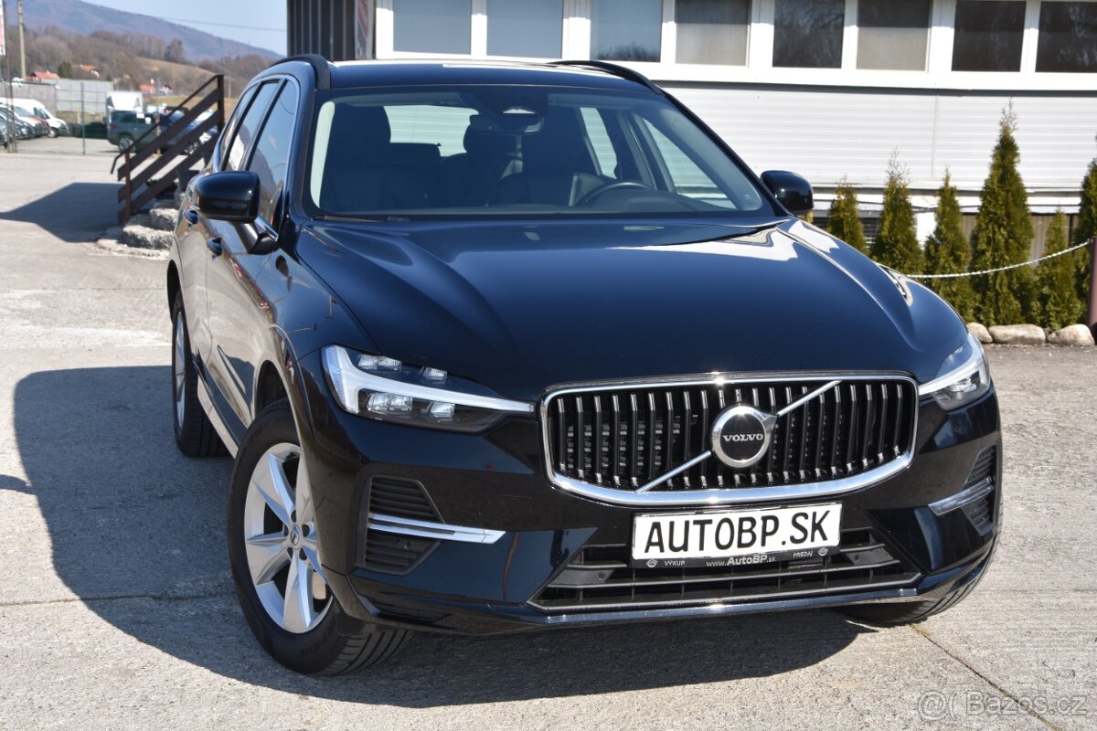 Volvo XC60 2.0 B4 mHEV Momentum A/T - 2