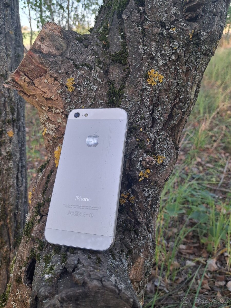 APPLE iPhone 5 plně funkční - 2