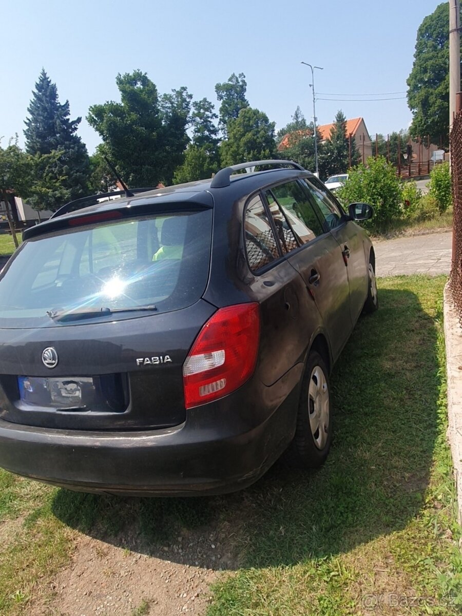 Skoda fabia 2014 - 2