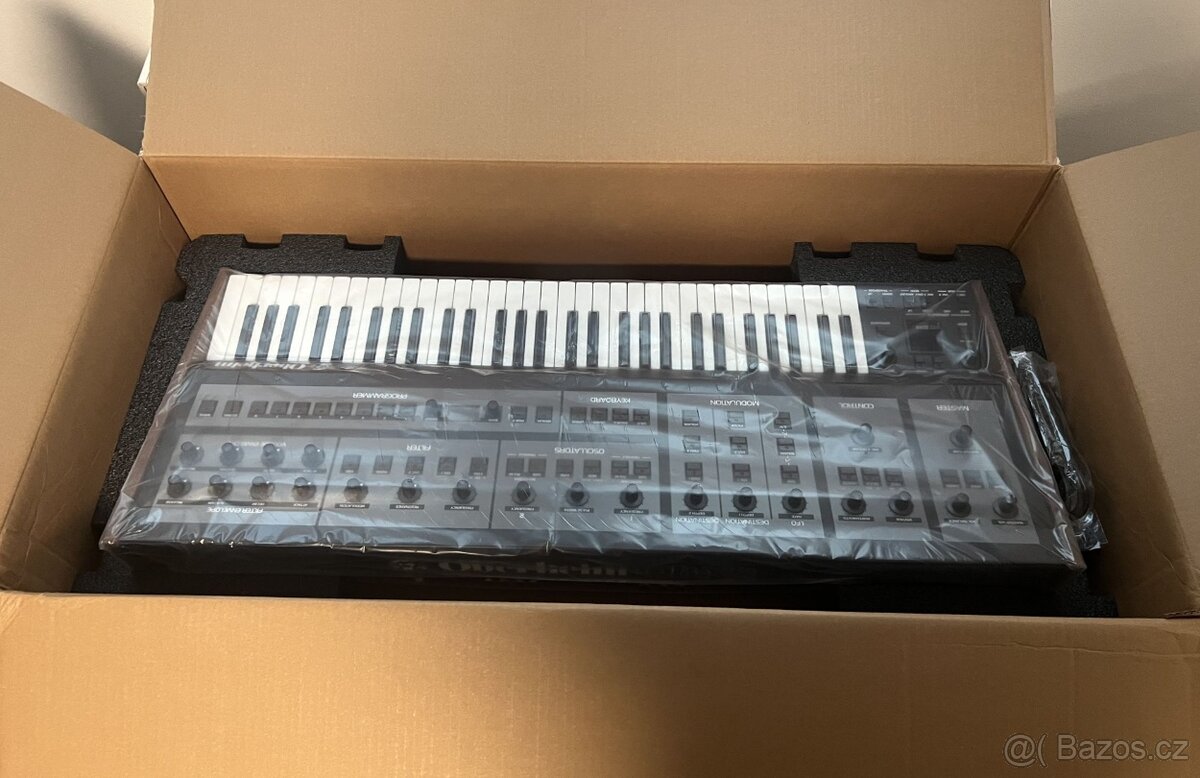Oberheim OB-X8 - 2