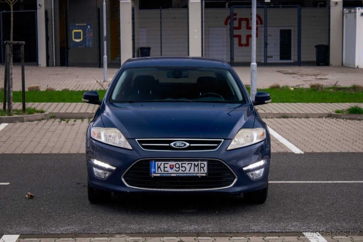 Ford Mondeo 2.0 EcoBoost SCTi Titanium PowerShift - 2