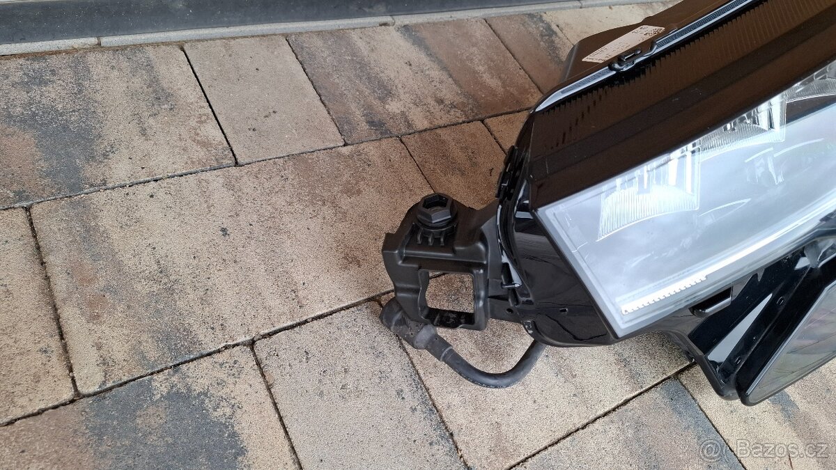 Škoda Karoq facelift světlo 57B941009 - 2