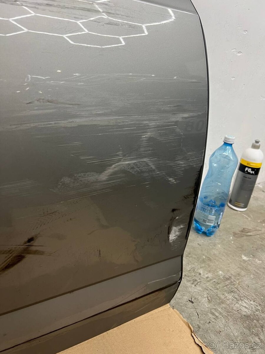 Právě přední dveře na Škoda octavia 3 facelift bourane - 2