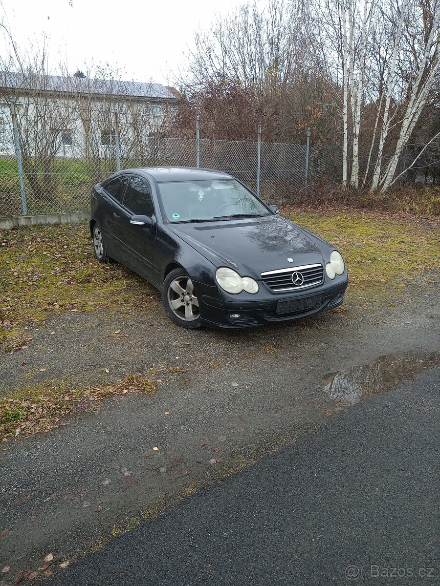 Mercedes-Benz C 200 Coupe 1.8 120kw - 2