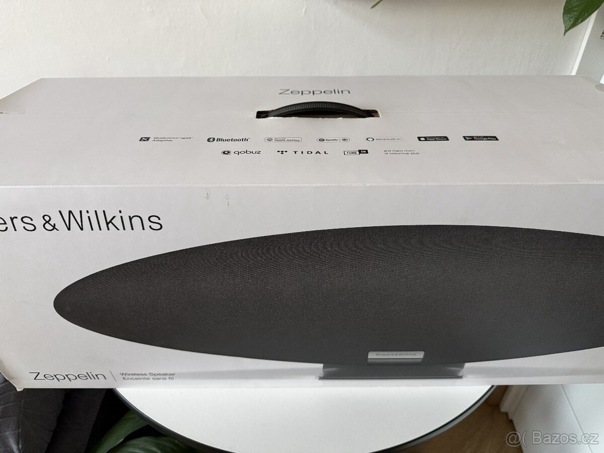 Bowers & Wilkins Zeppelin - 2