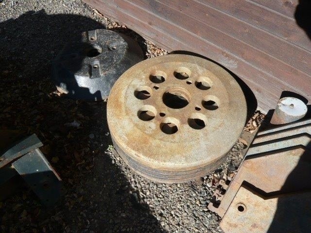 závaží na traktor zetor, 500,- až 1.000,-Kč za kus, přední a - 2