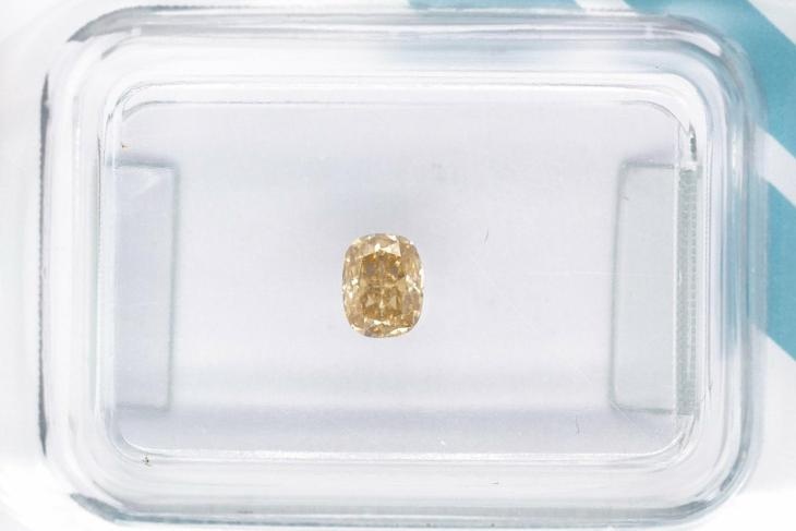 Diamant - Natural Fancy Brownish Yellow - 0,29ct - SI1 - 2