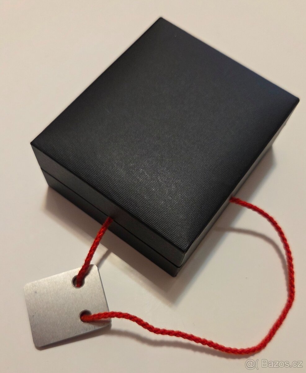 Žraločí zub- cyklín- kovový brus pro opravy autolaku,.. - 2