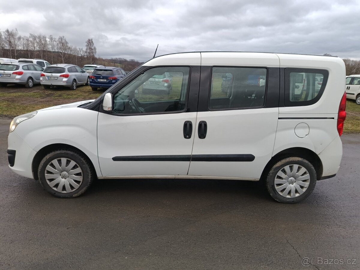 Opel Combo Tour 1.6 CDTi RV2017 odpočet DPH - 2