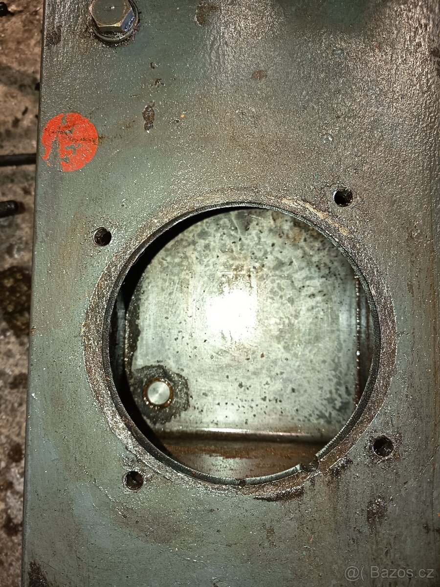 2 roky záruka - DDR mobilní nůžkový hydraulický zvedák - 2