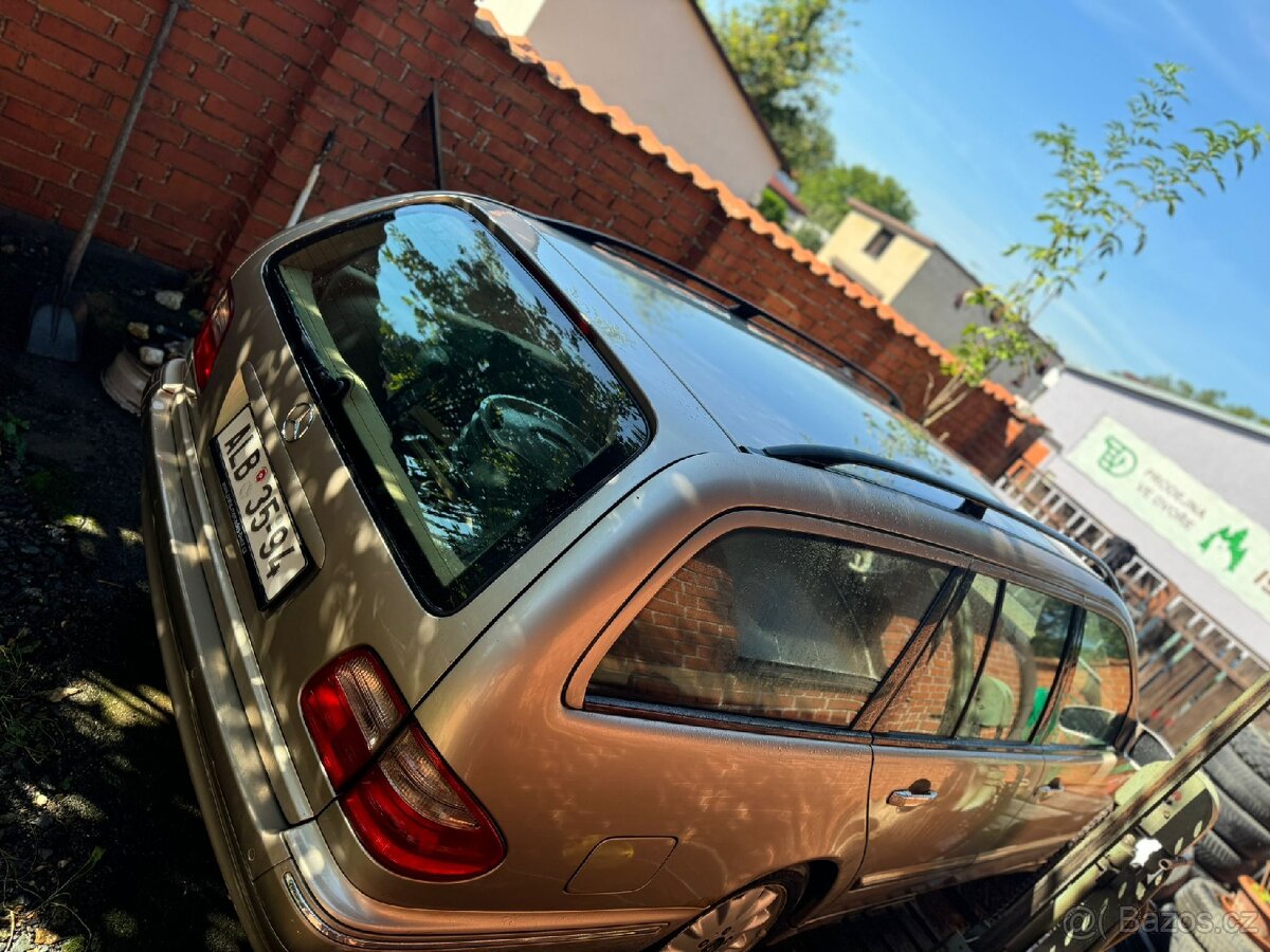 Mercedes-Benz w210 E280 (4matic) ////2001//// - 2