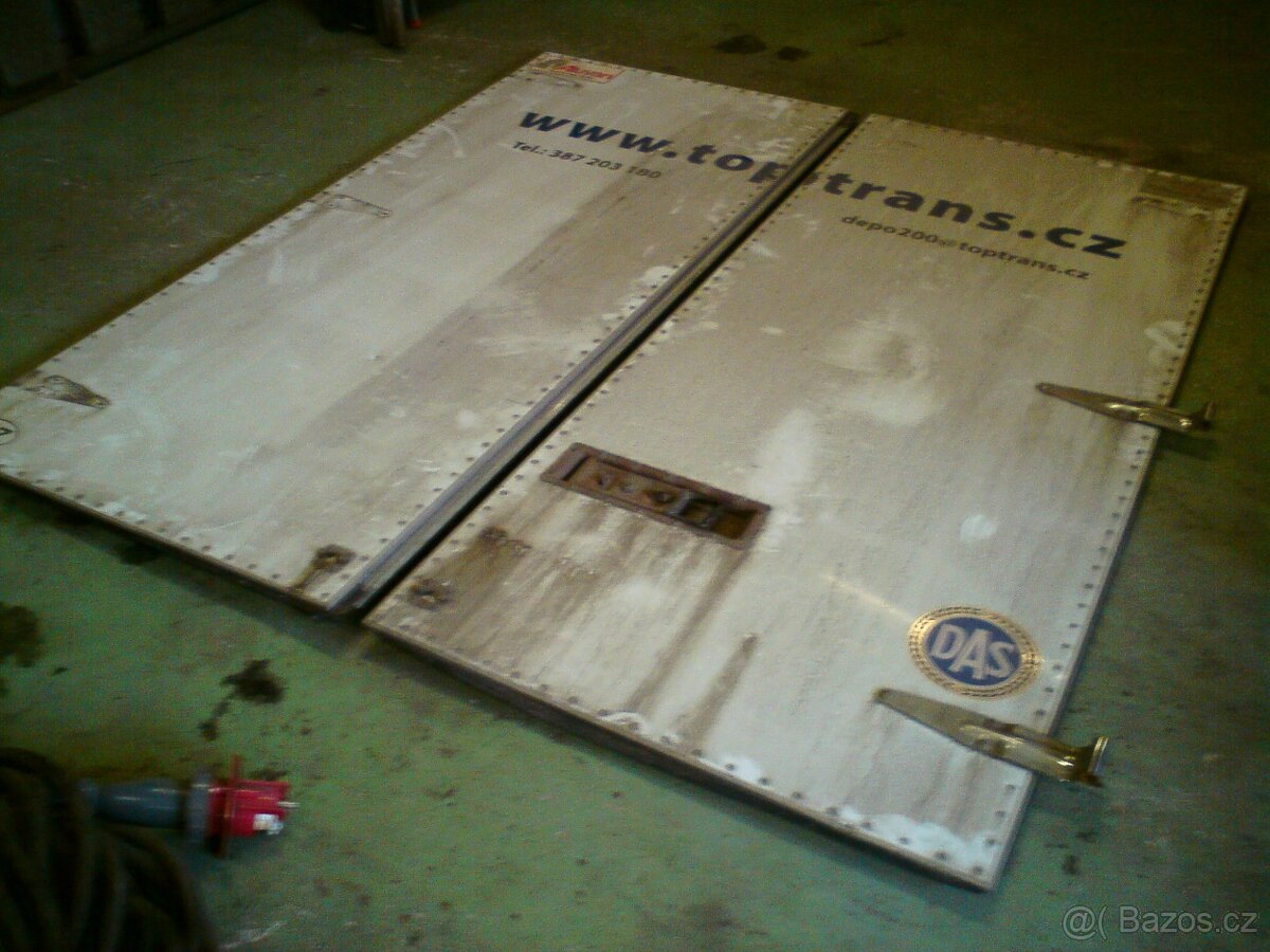 zadní dvoukřídlé dveře značky Aluvan - 2