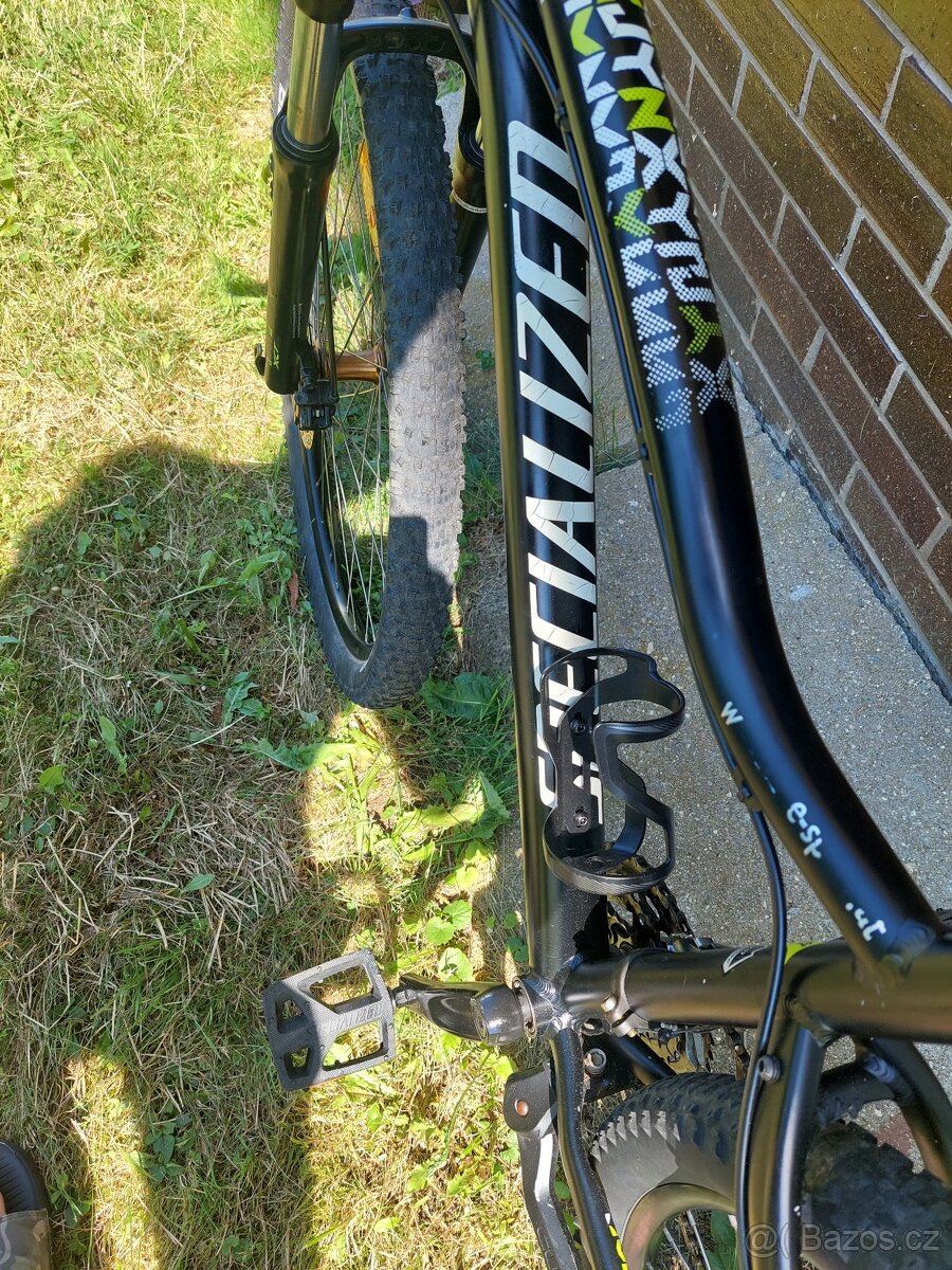 Horské kolo Specialized - 2