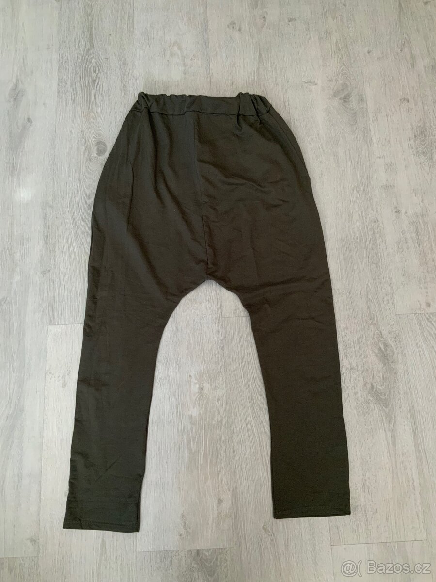 Tepláky nasrávačky - 2