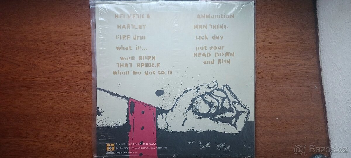 LP KISS IT GOODBYE - 2