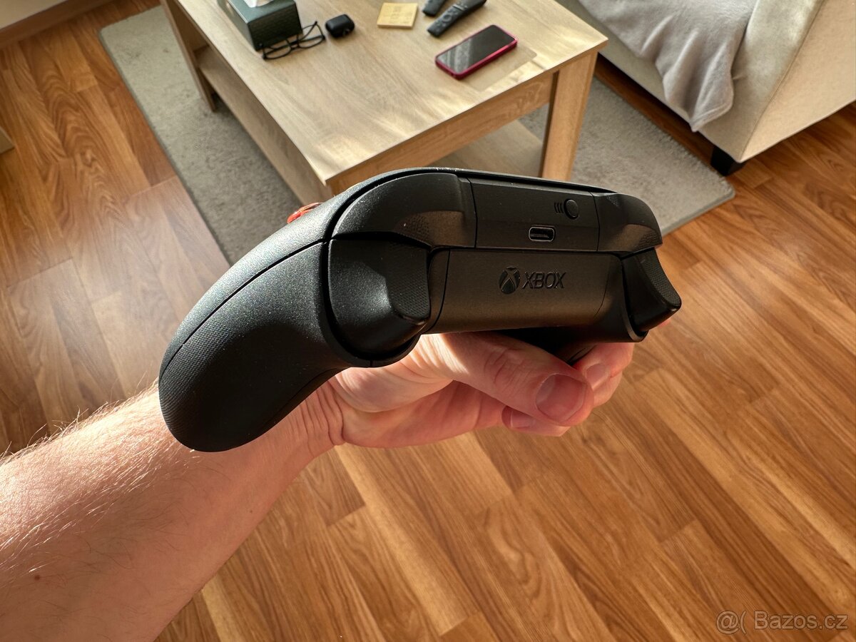 Xbox Wireless Controller Carbon Black - 2