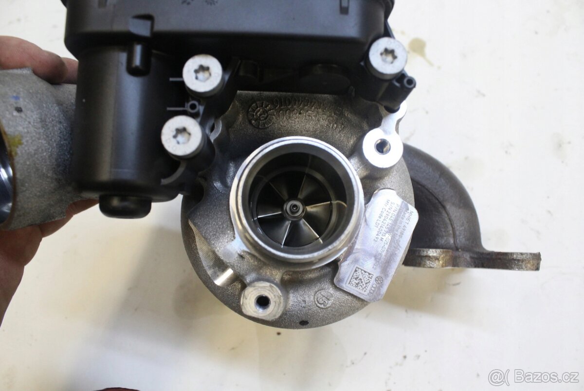 Cupra Leon 1.4 eTSI turbo 04E145715M - 2