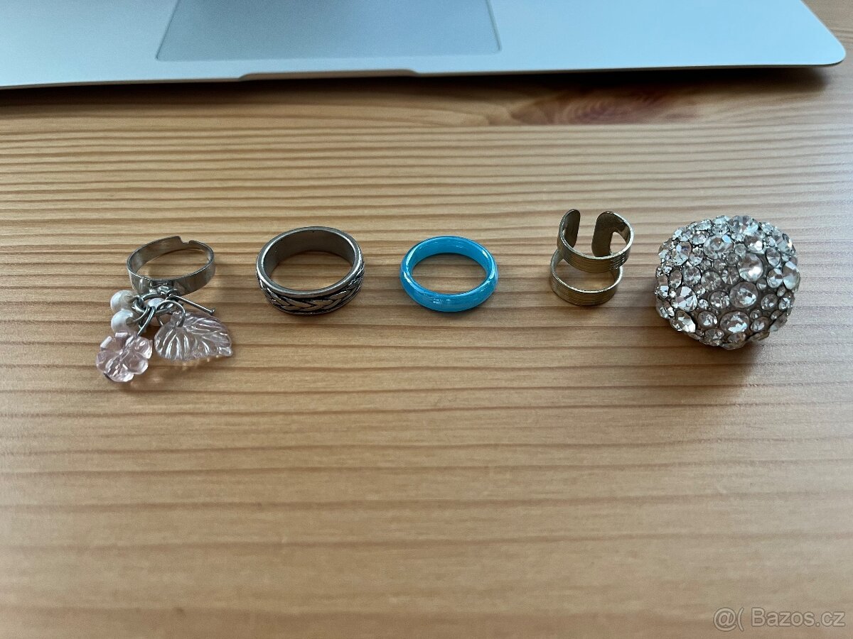 Prsteny - 2