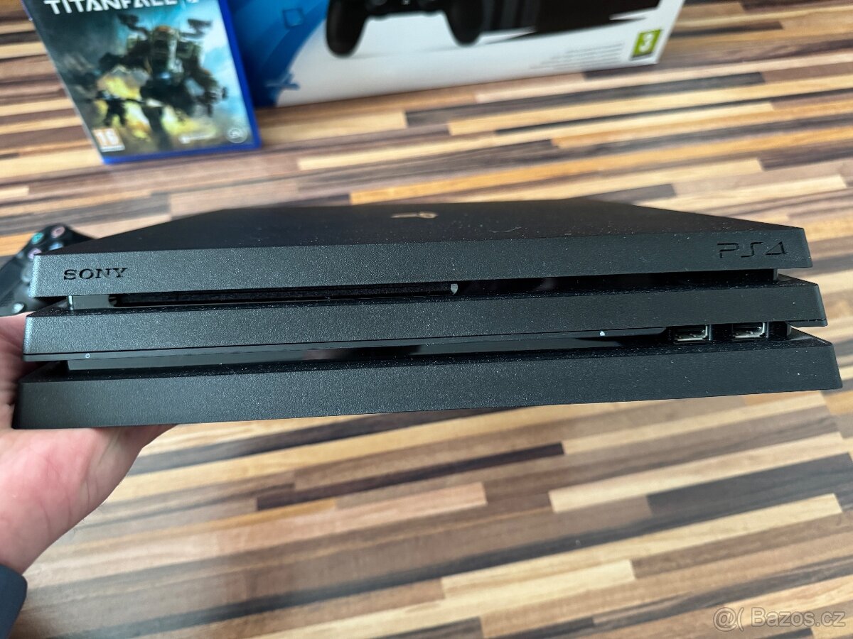 PS4 Pro 1TB - 2