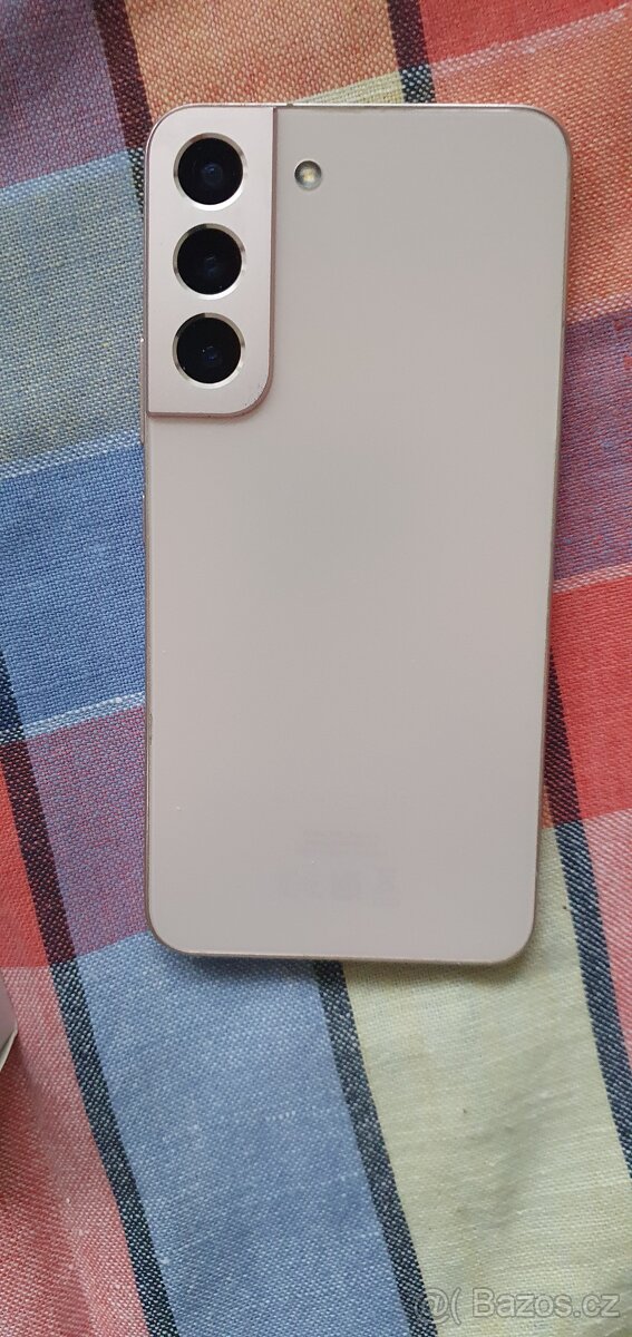 Samsung S 22 - SLEVA - 2