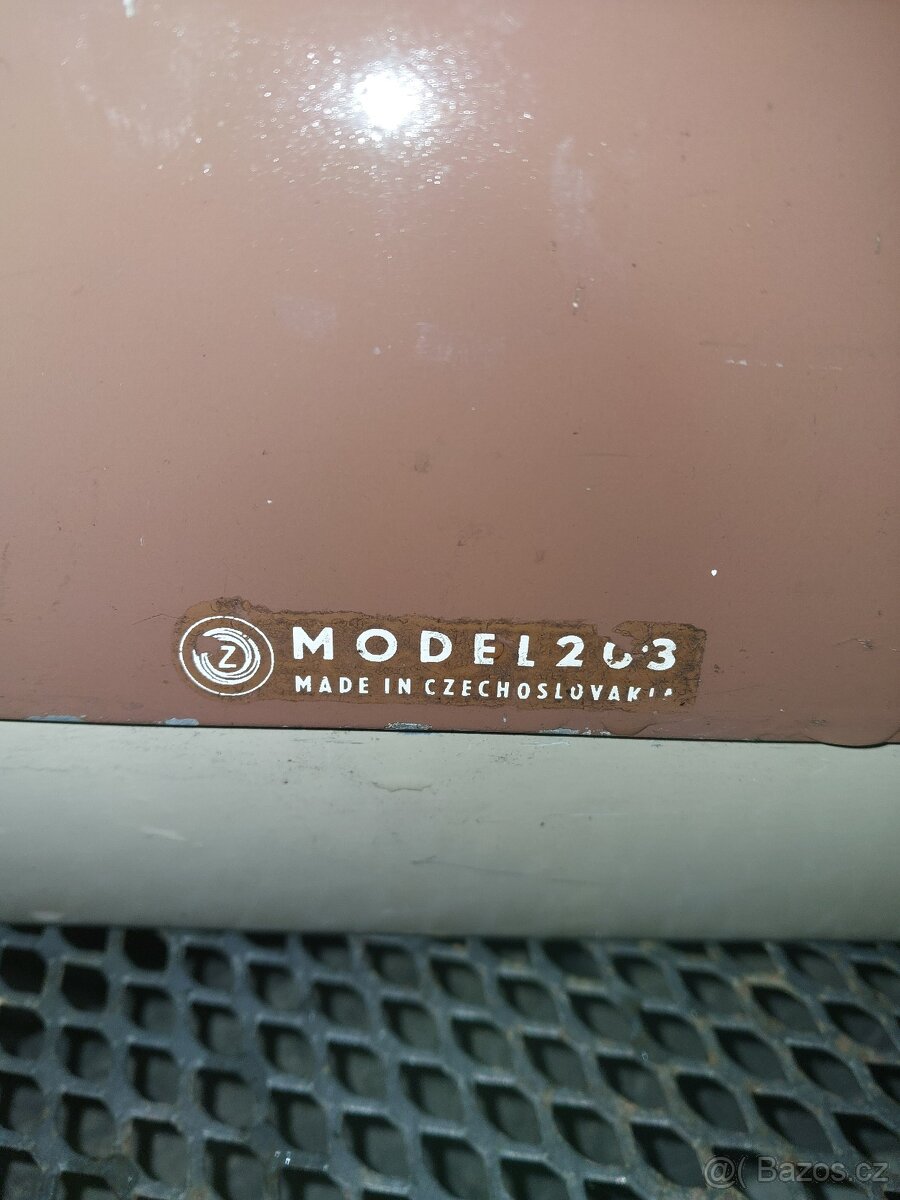 Psací stroj Consul 203 - 2