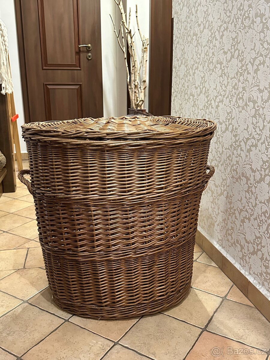 Proutěný koš - 2