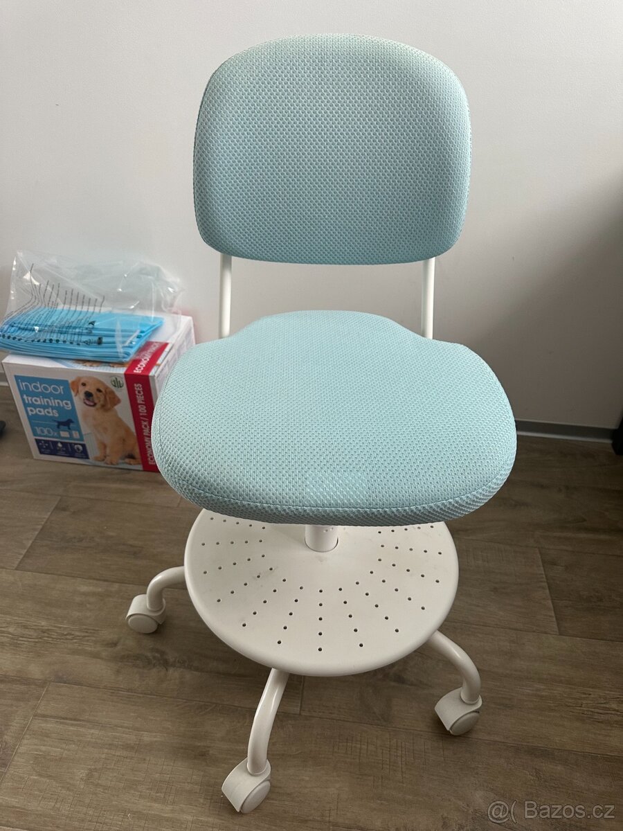 Dětská otočná židle Ikea Vimund modrá - 2