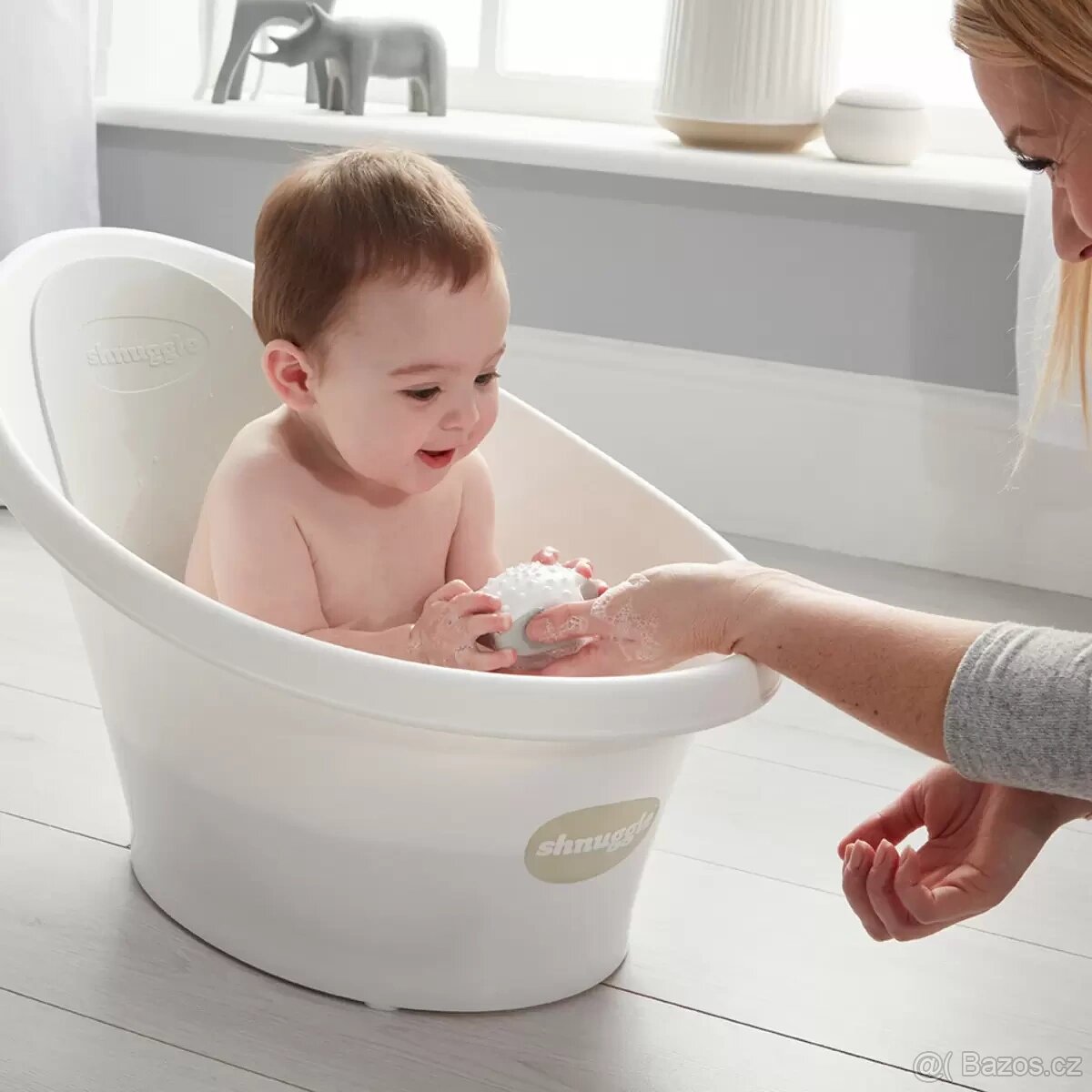 Vanička Shnuggle bílá/šedá opěrka - 2