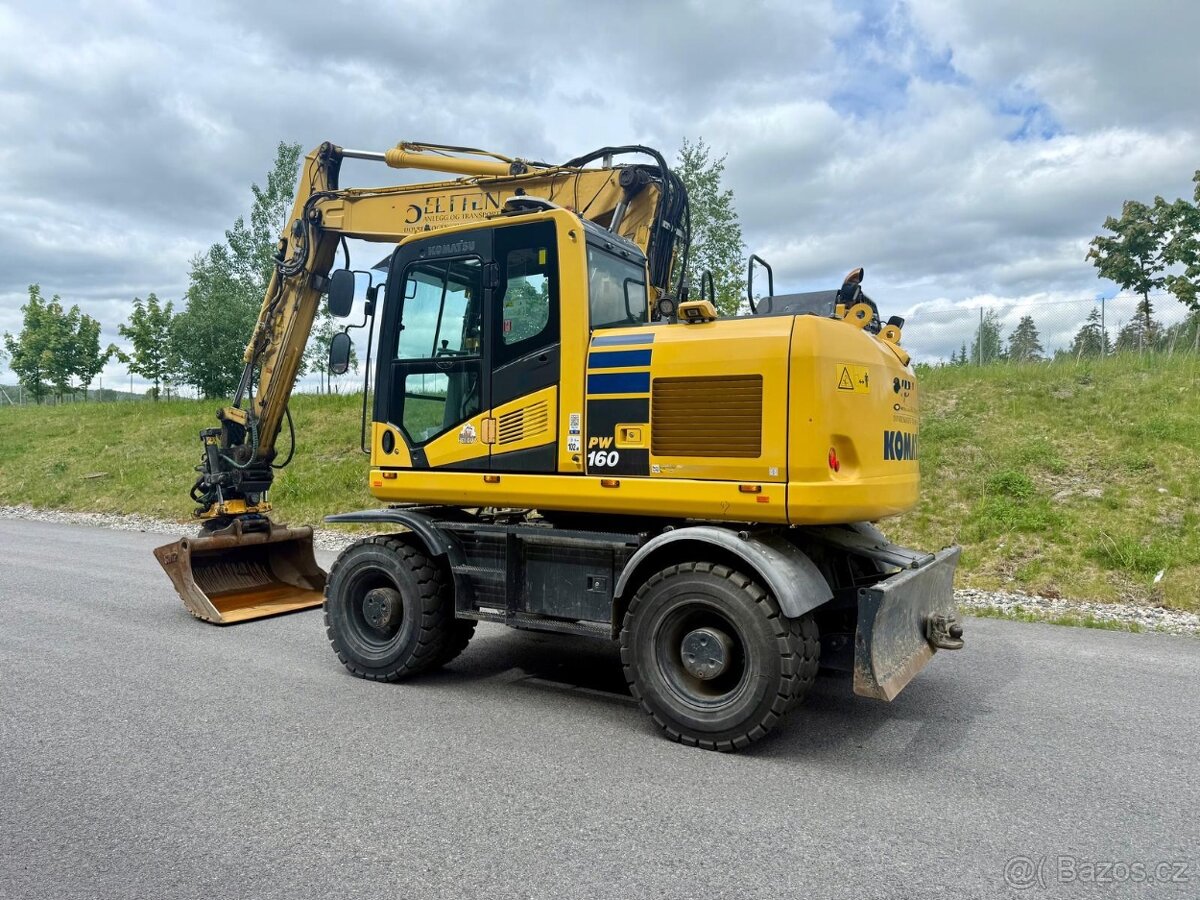 Kolový bagr Komatsu PW160 - 2