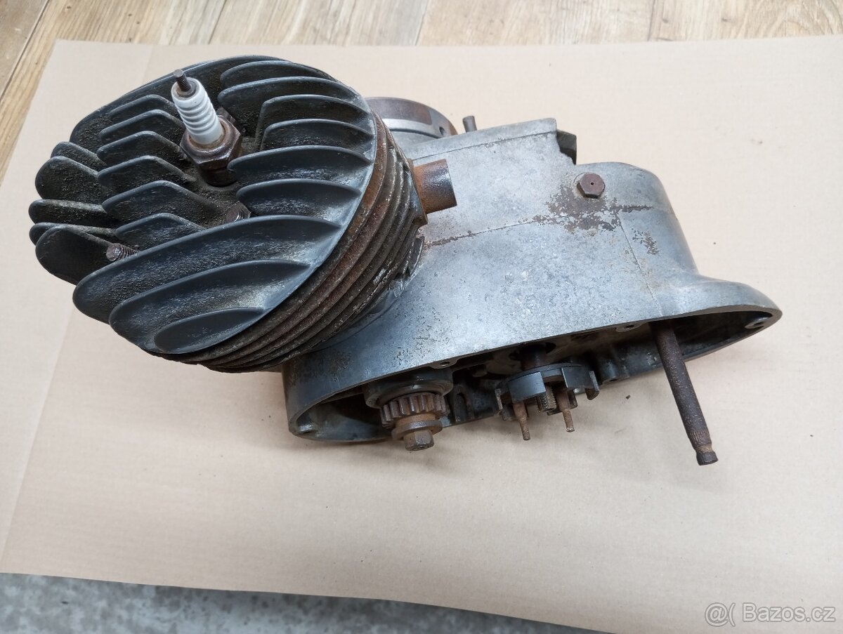Manet 90 motor vč.19354 - 2