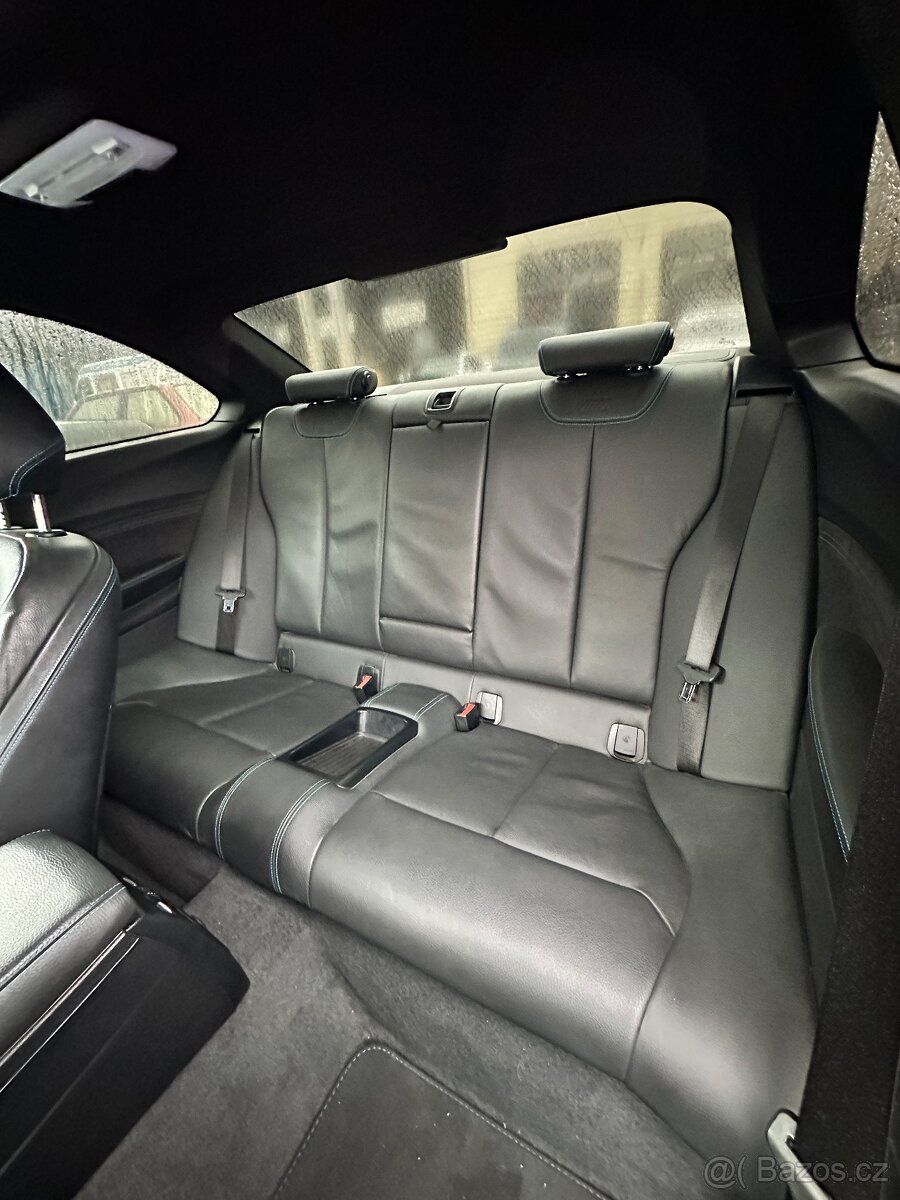 Interiér a nějaké díly bmw f87 m2 - 2