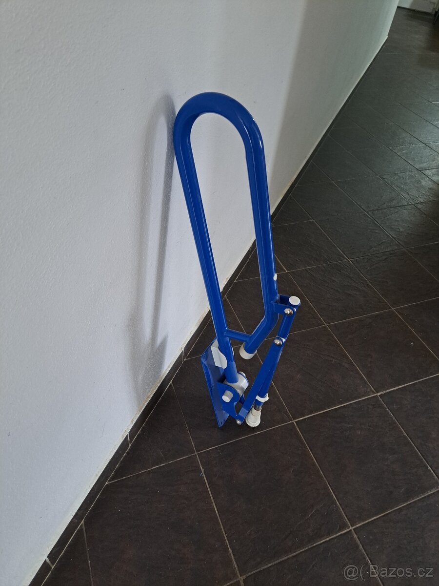 Prodám madlo k toaletě pro invalidu. - 2