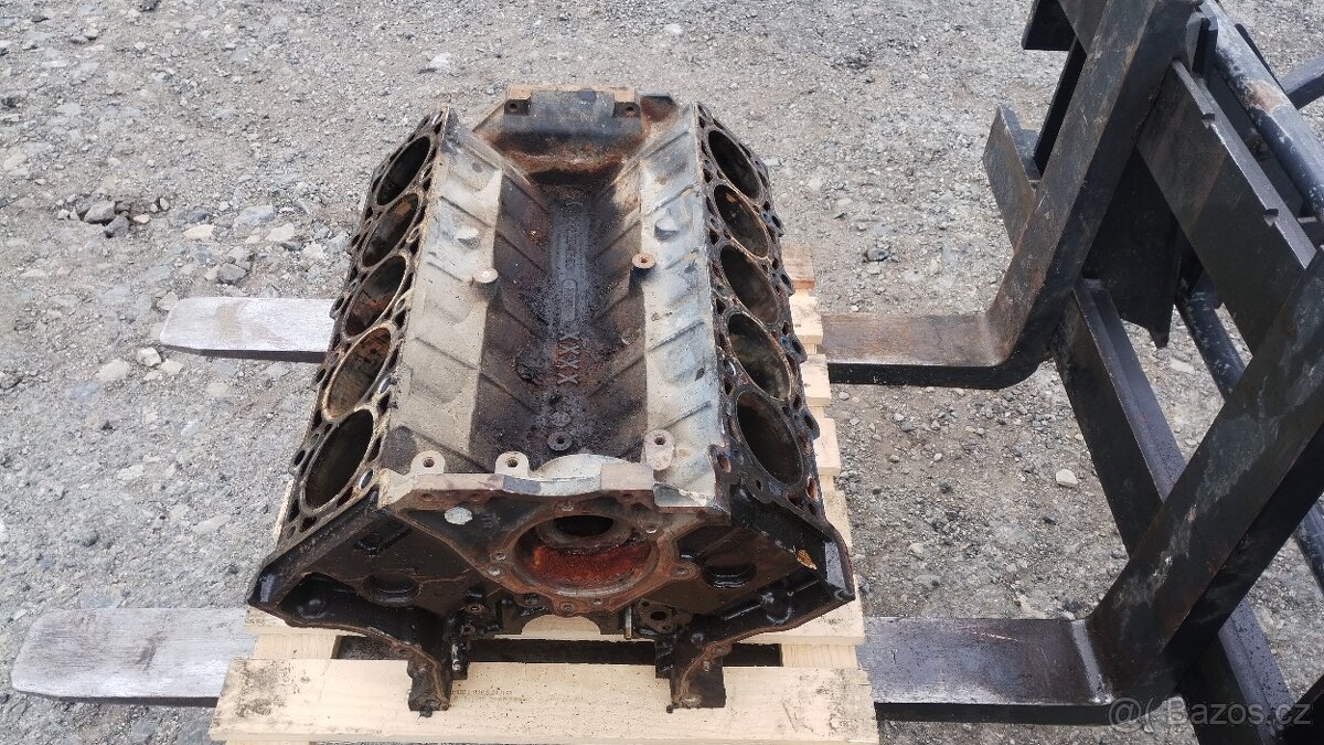 Blok motoru Ford F 150 V10 - 2