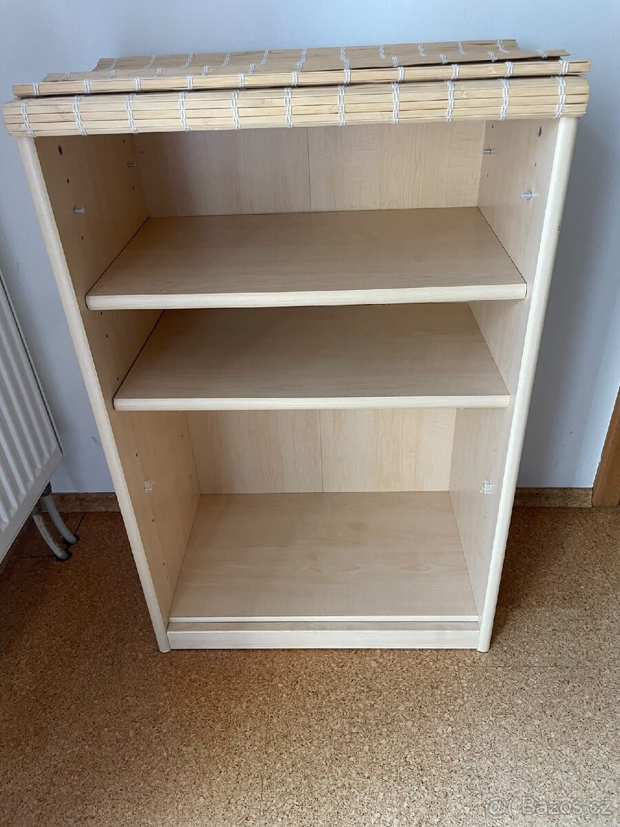 Skříňka s roletou - 2