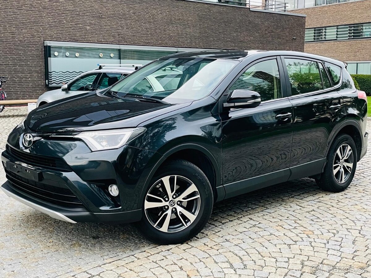 Toyota Rav4 2.0D 105KW MANUÁL 1.MAJITEL KAMERA TAŽNÉ 2WD - 2