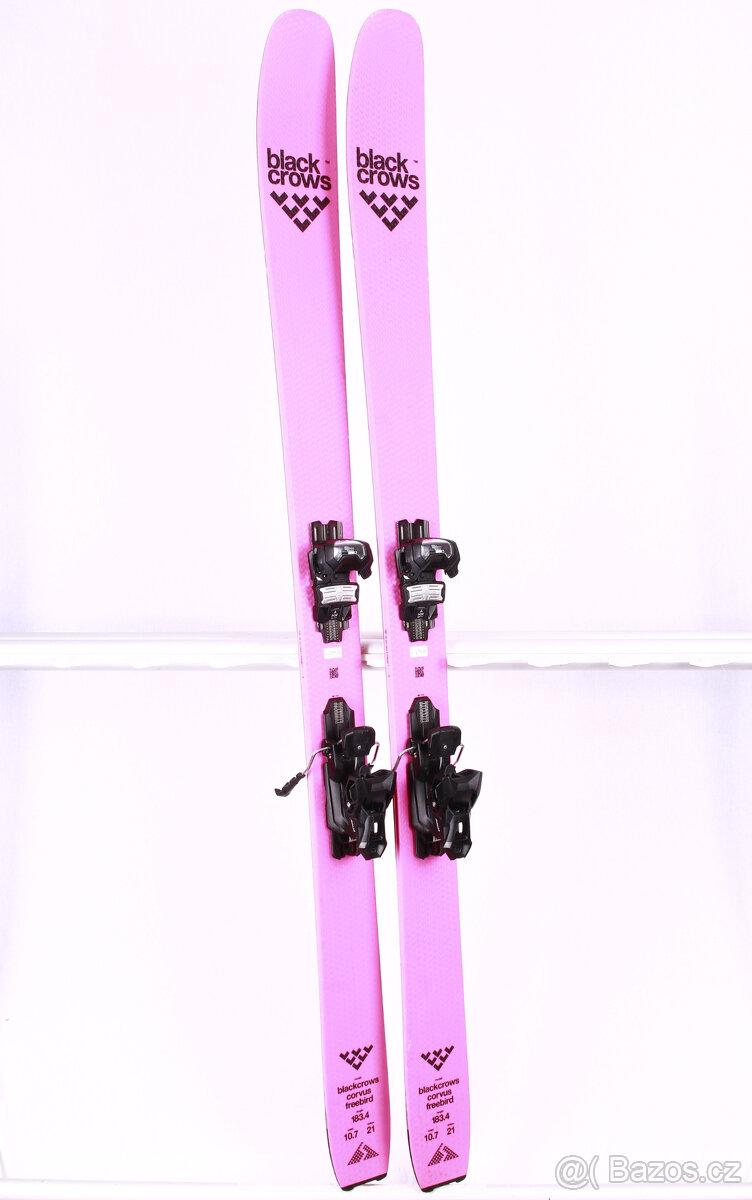 Použité freeride lyže BLACK CROWS CORVUS FREEBIRD 2024 - 2