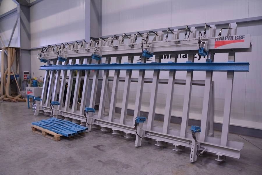 6277 – RÁMOVÝ HYDRAULICKÝ LIS ITALPRESSE - 2