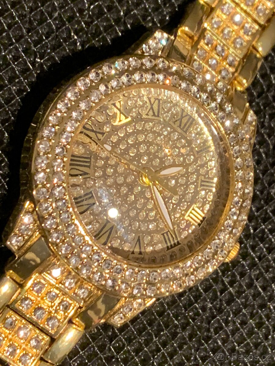 osazené zirkony ,..32mm - 2