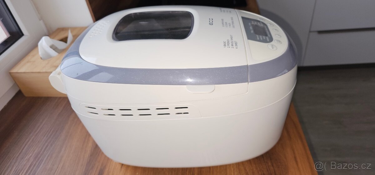 Domaci pekárna ECG - 2