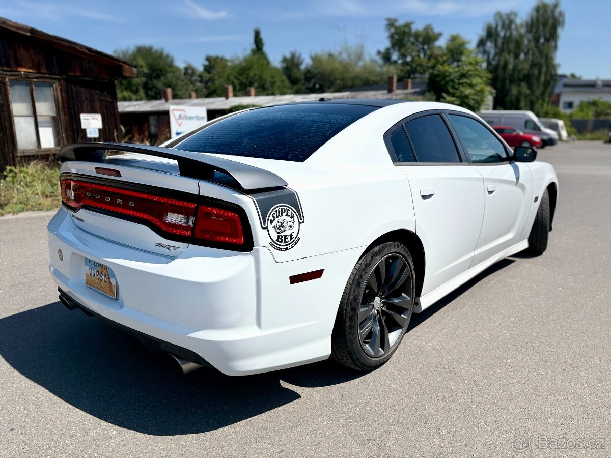 2014 Dodge Charger SRT Superbee | 392 HEMI | 470 koní - 2