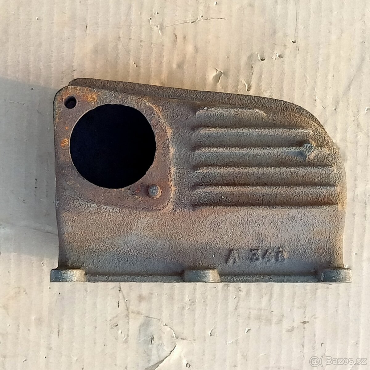 Výfuk motoru AERO 662 - 2