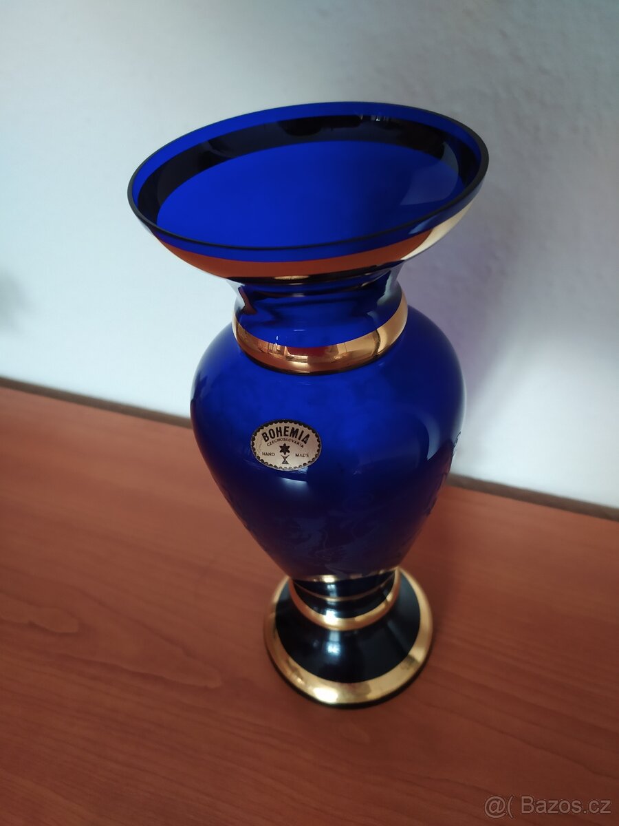 Broušená retro váza Bohemia modré sklo - 2