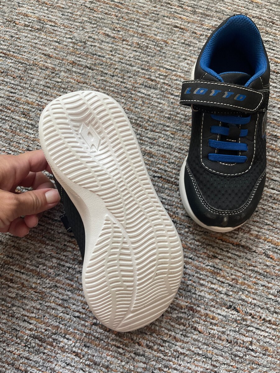 Tenisky do haly 30 - 2