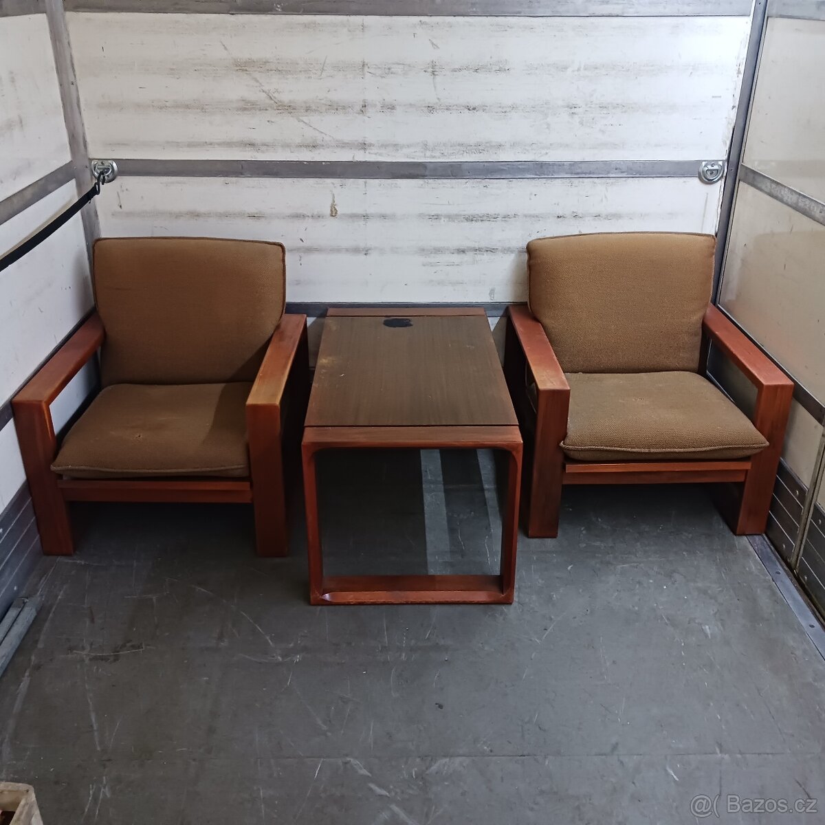 Retro křesla se stolem Daria - 2