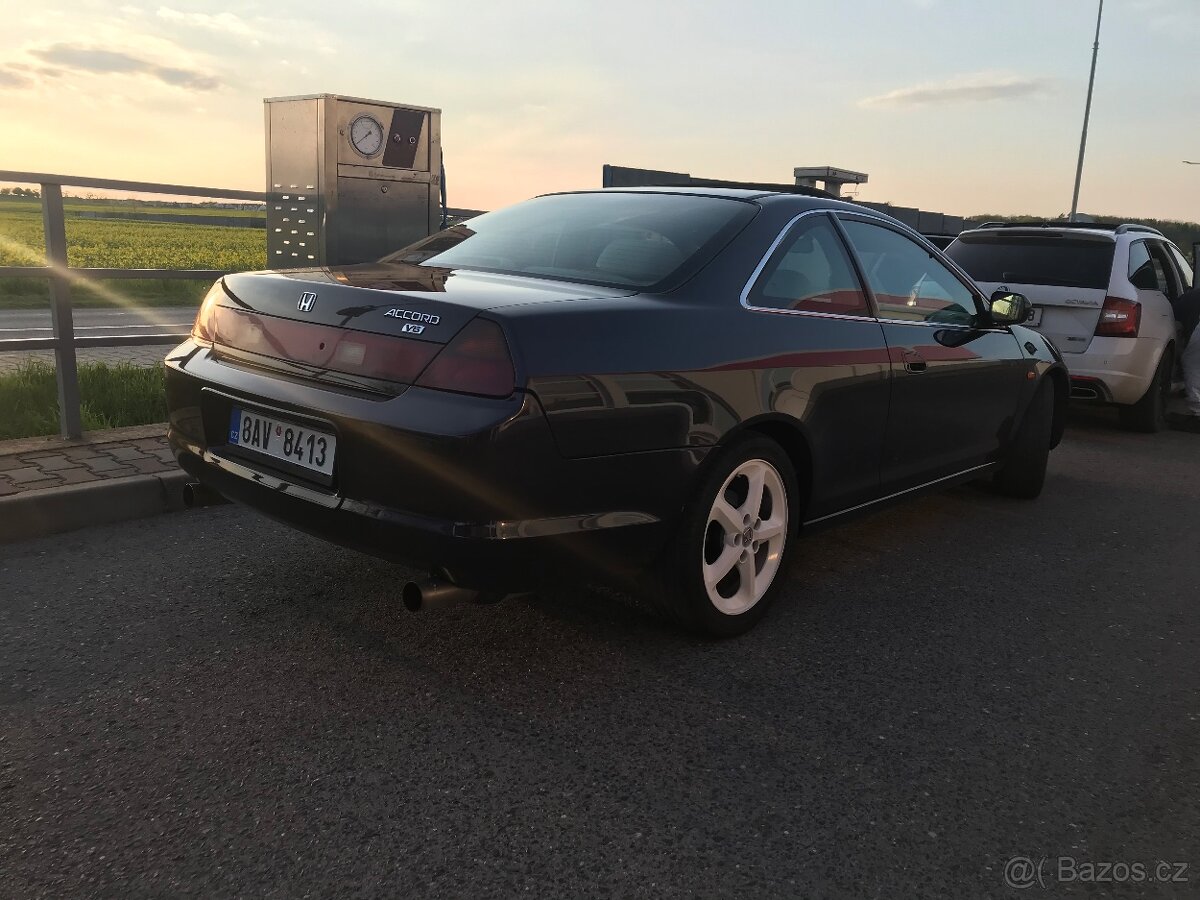Honda Accord coupe 3.0 v6 - 2