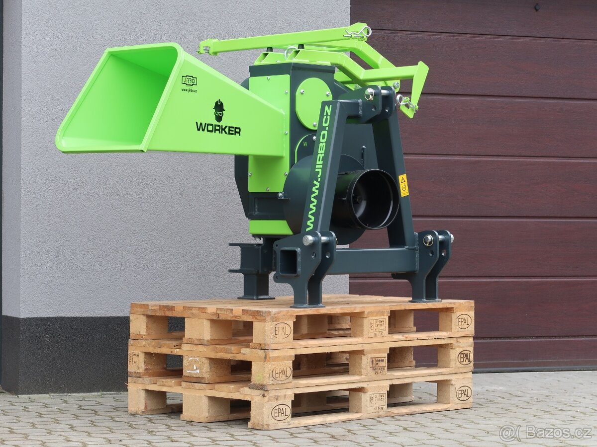 Štěpkovač špalíkovač za traktor do120mm BIG BAG - 2